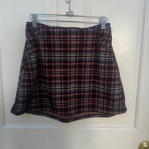 plaid red skirt